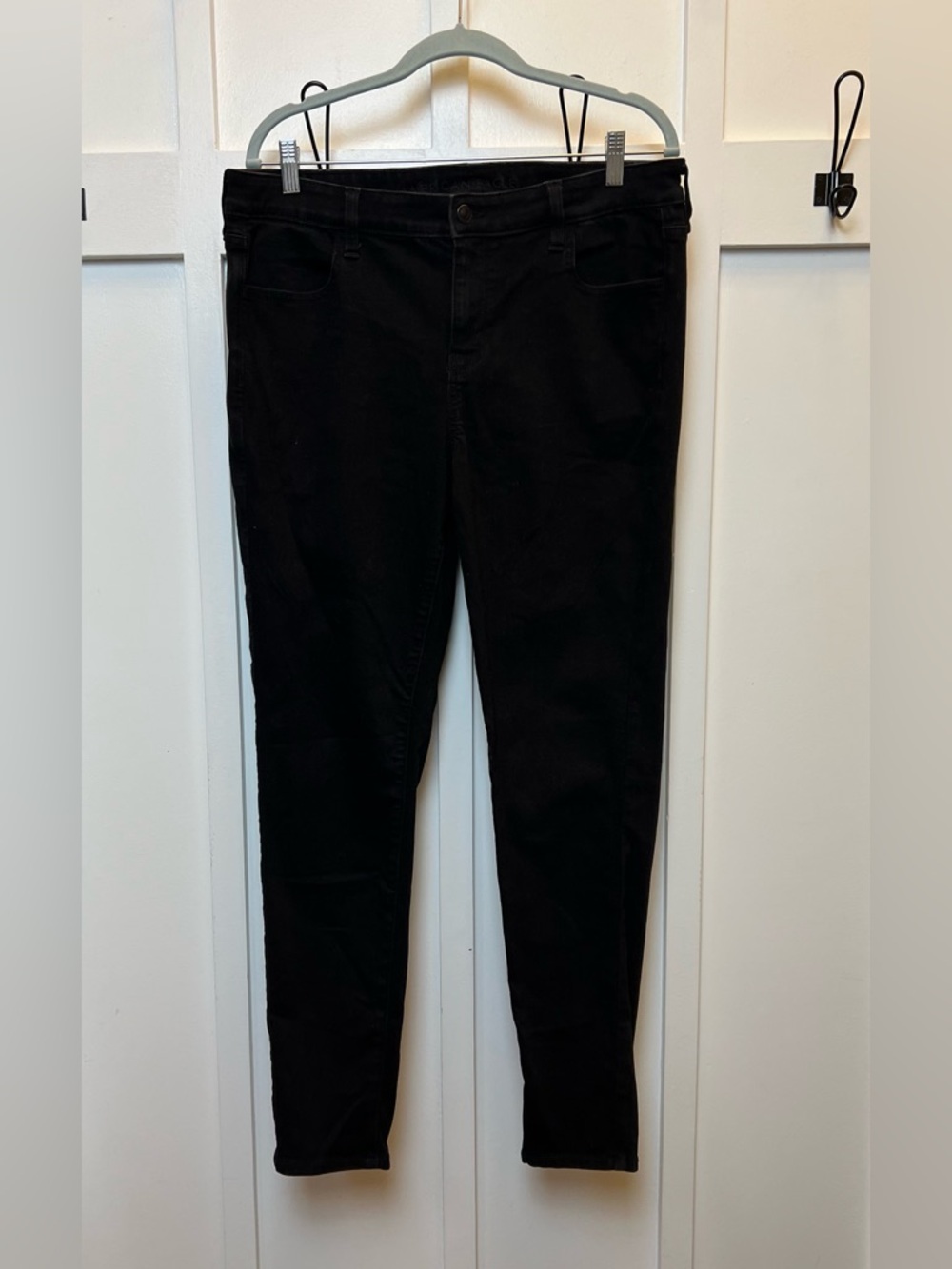 American Eagle Next Level Stretch Black Jegging Women's Size 16 LONG Denim Jeans